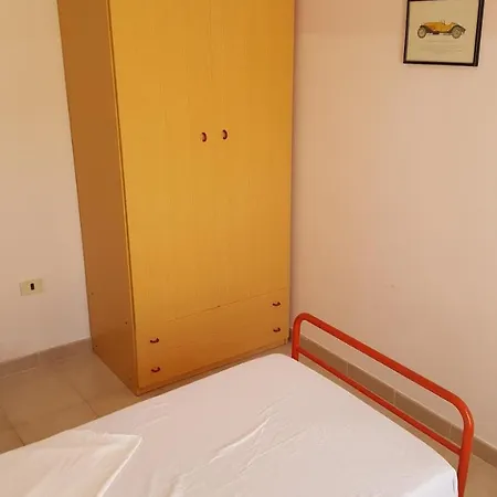 Trilocale 32 *